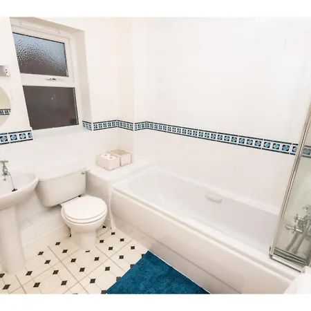 Apartman Comfy, Bright And Super Central Flat In